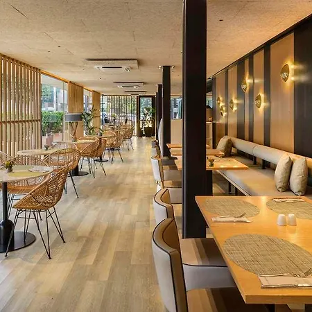 ホテル オクシデンタル 4*