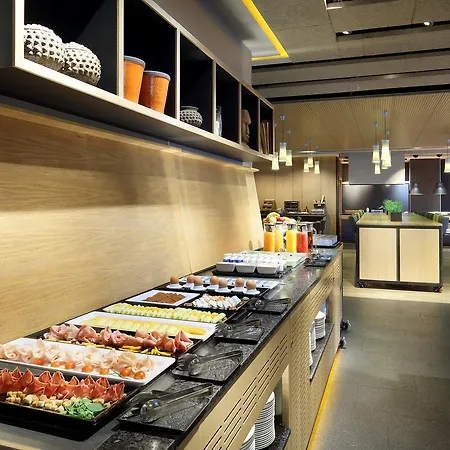 オクシデンタル 4*