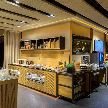 فندق Occidental 4*